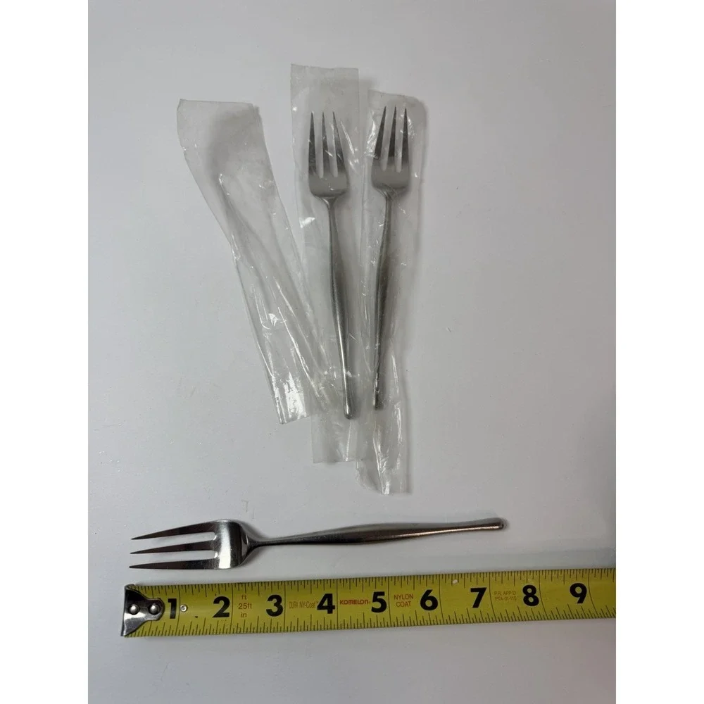 3 Dinner Forks DESIGN 3 Lauffer/Towle 18/8 Satin Stainless Steel‎ Norway